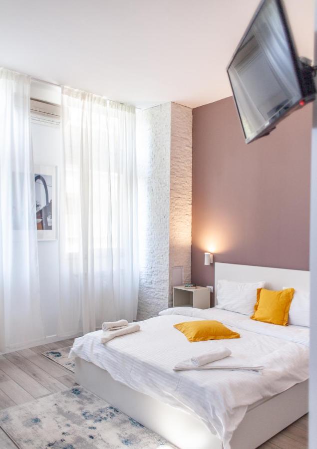 Modern Studio In The Heart Of Iasi Eksteriør billede