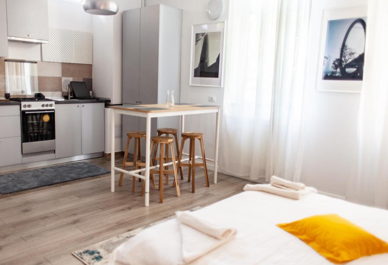 Modern Studio In The Heart Of Iasi Eksteriør billede