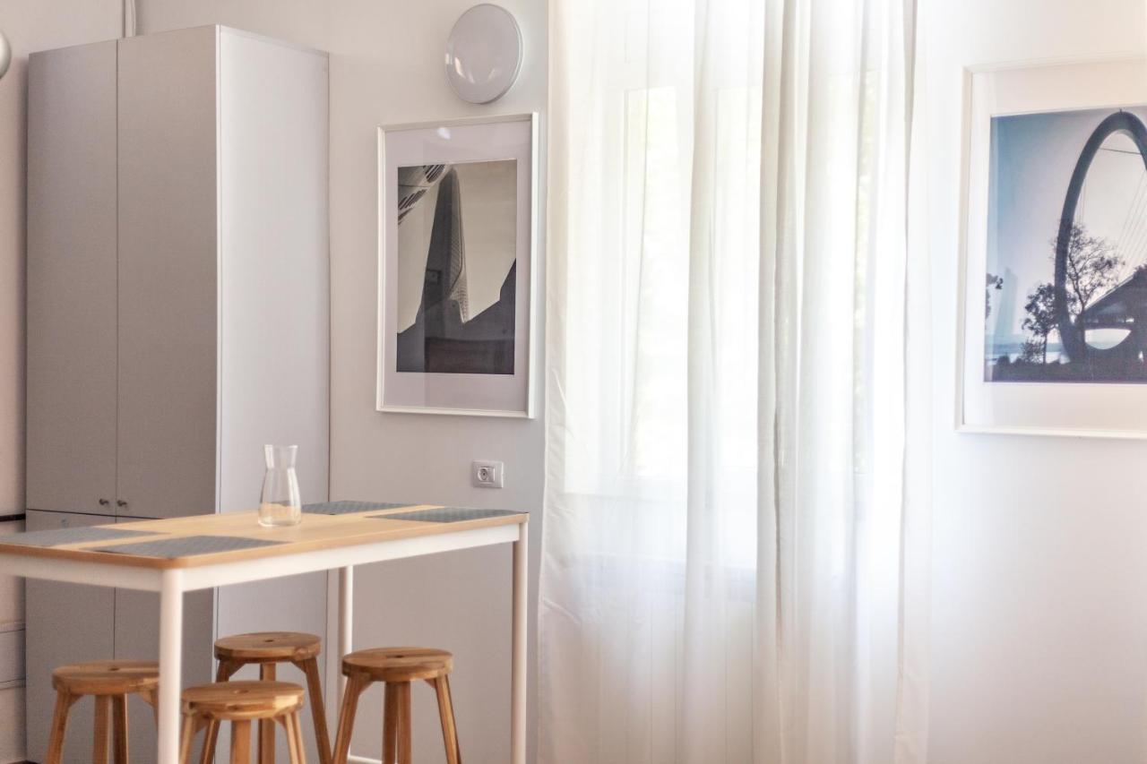 Modern Studio In The Heart Of Iasi Eksteriør billede