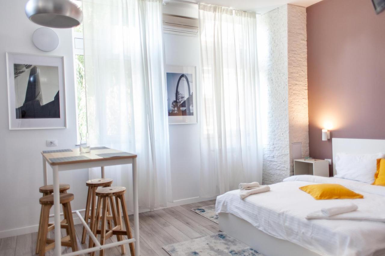 Modern Studio In The Heart Of Iasi Eksteriør billede